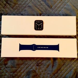 APPLE WATCH BOX & SPORT BAND + BOX
 (NOT APPLE WATCH)